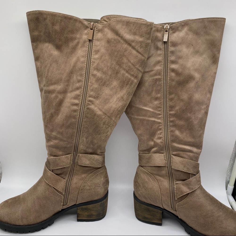 Torrid wide calf two zippers women’s boots size 7.5